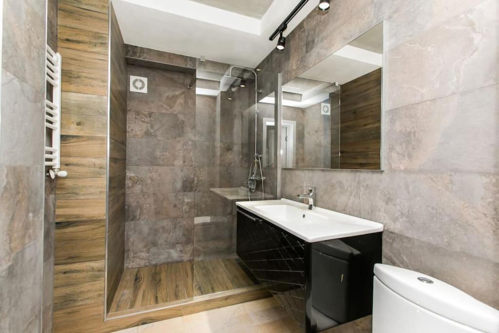 Appartement Lev Tolstoi Studio à Chişinău Extérieur photo